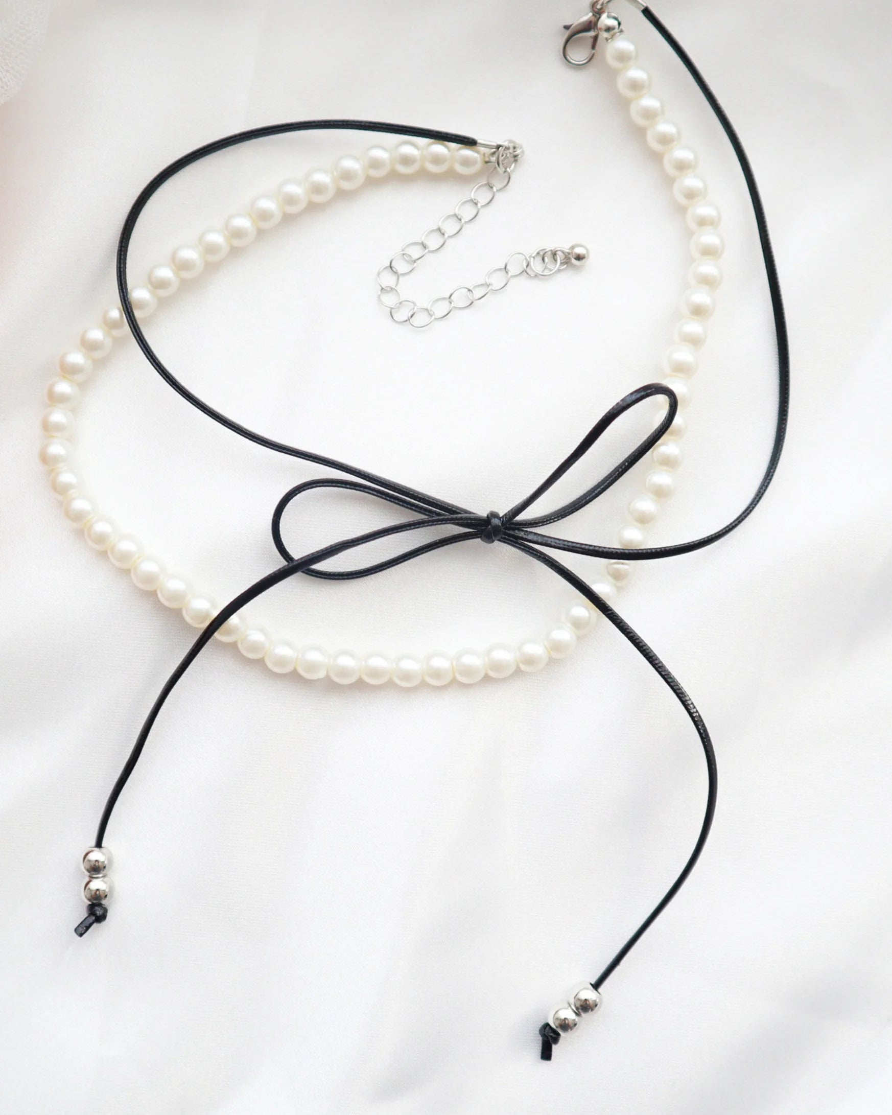 Pearl Duet Tie Choker by Fairyberry